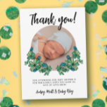 Lucky Blue Clovers Foto Boy Baby Dusche Dankeskarte<br><div class="desc">Blue vierblättriges Kleeblatt Babydusche bedankt sich bei Ihrer personalisierten Karte mit einem Foto Ihres Neugeborenen, um den Gästen zu danken, die zu Ihrer glücklichen Babydusche gekommen sind, mit dem Foto Ihres Babys gerahmt durch handgezeichnet Illustrationen von vierblättrigen Kleeblatt und blauen Kleeblatt-Blume. St Patrick's Day Junge Dusche Dankeschön-Karte mit glücklichen Klee,...</div>