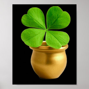 Lucky Charm Golden Pot mit vierblättriger Klee St. Poster