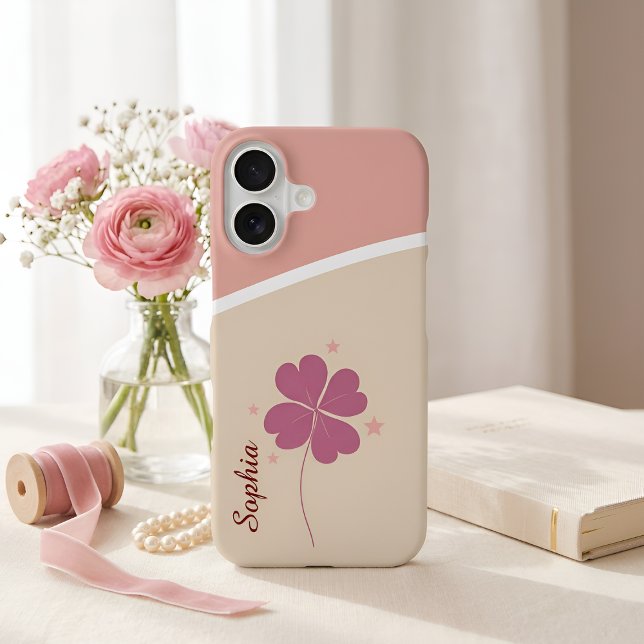 Lucky Clover iPhone Case - Ein süßes Geschenk für  16 Hülle (Von Creator hochgeladen)