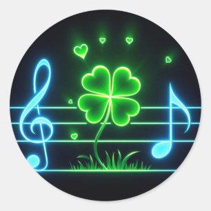 Lucky Clover und Musiknoten Runder Aufkleber