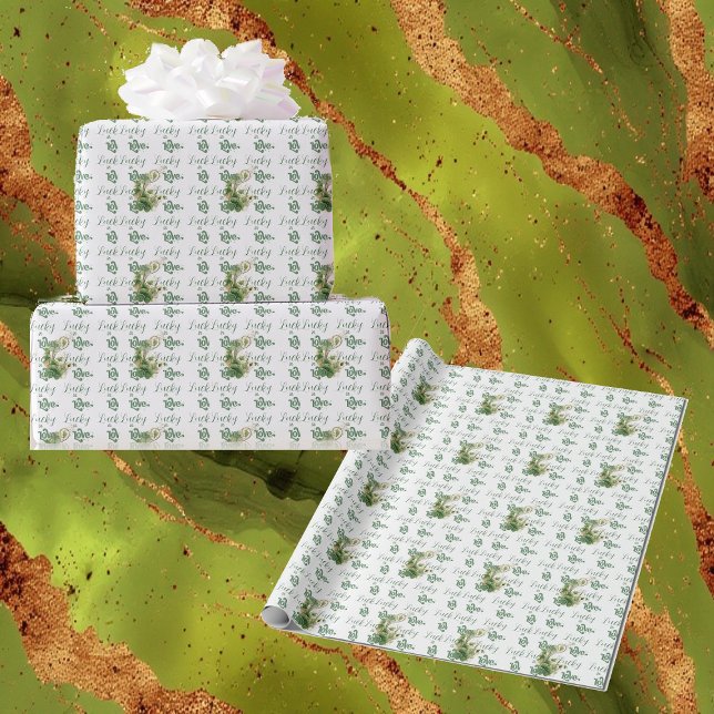  Lucky in Love Emerald Green Shamrock Watercolor  Geschenkpapier (Lucky in Love Emerald Green Shamrock Watercolor Wrapping Paper)