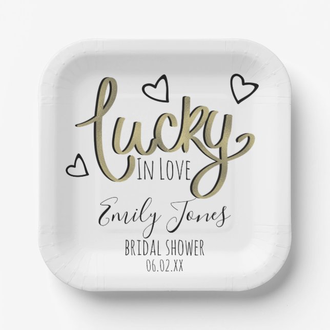 Lucky in Love Hearts Bridal Shower Pappteller (Vorderseite)