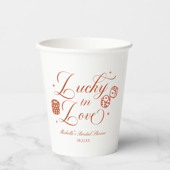 Lucky In Love Playing Card Casino Bridal Shower Pappbecher (Vorderseite)