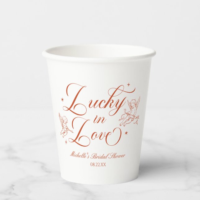 Lucky In Love Vintage Cupid Brautparty Pappbecher (Vorderseite)