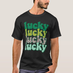 Lucky Lucky Lucky Lucky Leopard Saint Patrick's Da T-Shirt