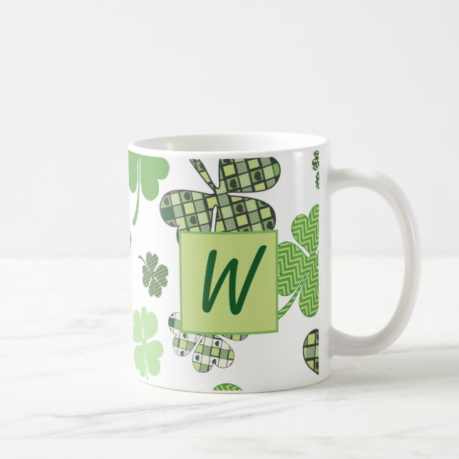 Lucky Monogram St. Patrick's Day Clovers Kaffeetasse (Rechts)