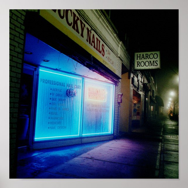 Lucky Nails - Cool Blue in the Night Poster (Vorne)