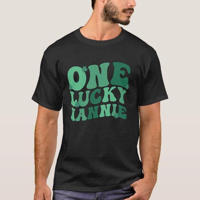 Lucky Nannie Grandmutter St Patrick's Day Nannie G T-Shirt (Vorderseite)
