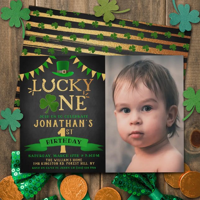 Lucky One Chalkboard Foto 1. Geburtstag Einladung (Von Creator hochgeladen)