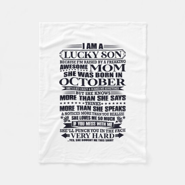 Lucky Son durch eine Phantastische Mama ausgelöst Fleecedecke (Vorderseite)