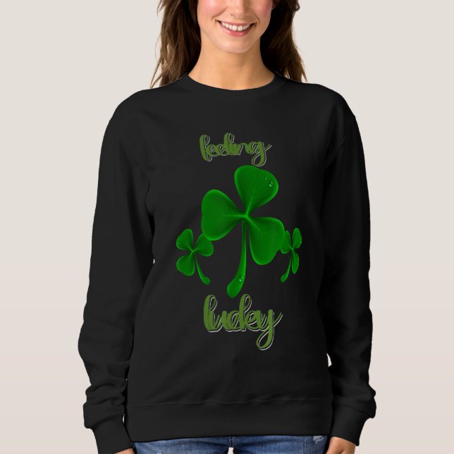 Lucky St Patricks Day Kleeblatt Gnome Sweatshirt (Vorderseite)
