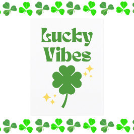 Lucky Vibes St. Patrick's Day Postkarte