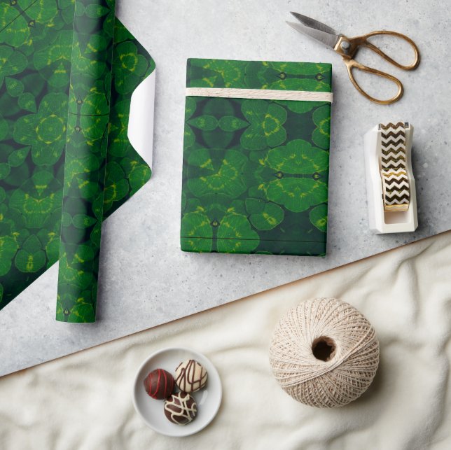 Lucky Wrap Green Irish Clover Muster Nr. 2 Geschenkpapier (Kunsthandwerk)