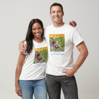 Lucy the Wonder Weenie auf der Parade T-Shirt