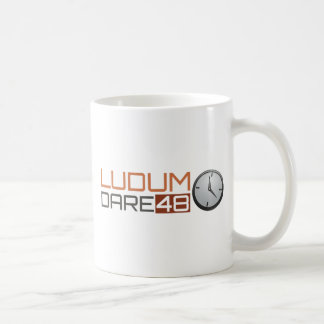 Ludum Herausforderungs-glänzende Uhr Kaffeetasse