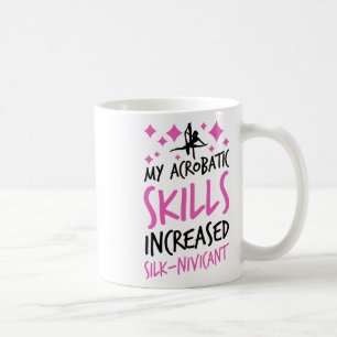 Luftakrobatik Seidentuch Akrobatik Darstellerin Kaffeetasse