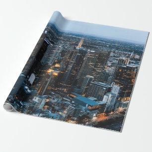 LUFTANSICHT VON STADTGEBÄUDEN WÄHREND DER NACHTZEI GESCHENKPAPIER