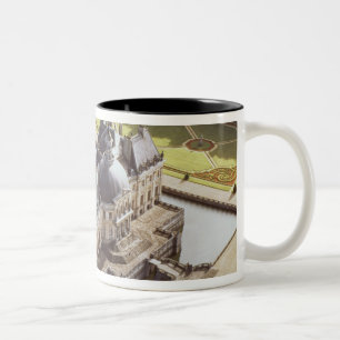 Luftaufnahme des Chateaus, konzipiert für Nichola Zweifarbige Tasse