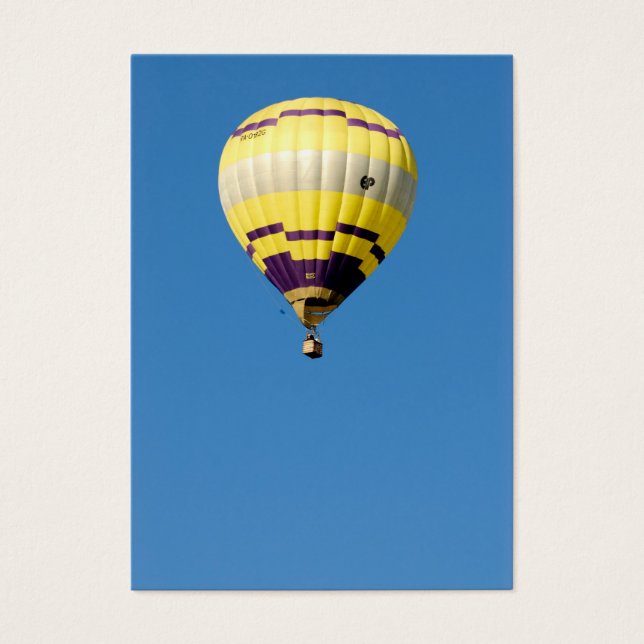 Luftballon in blauem Himmel (Vorderseite)