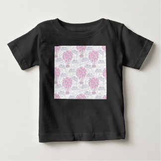 Luftballons in rosa Kinderzimmer Baby T-shirt