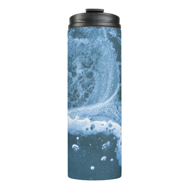 Luftbild der Sitzwellen Thermosbecher (Vorderseite)