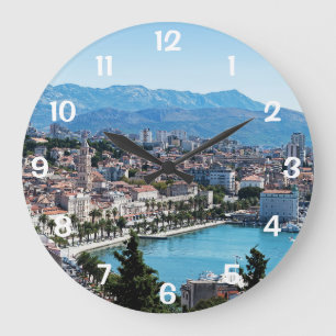 Luftbild der Uferpromenade von Split, Dalmatien, K Große Wanduhr