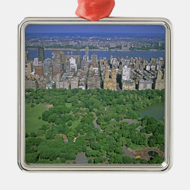Luftblick auf den Central Park und die Westseite Ornament Aus Metall (Vorne)