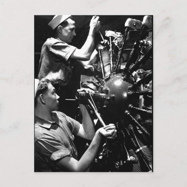 Luftfahrtmachinisten paaren sich auf dem Bild der  Postkarte (Vorderseite)