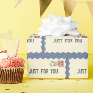 Luftpostumschlag mit Geburtsstempel Geschenkpapier