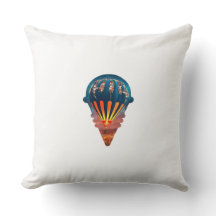 Luftschiff eines Ballons zwischen den Feldern Keuc