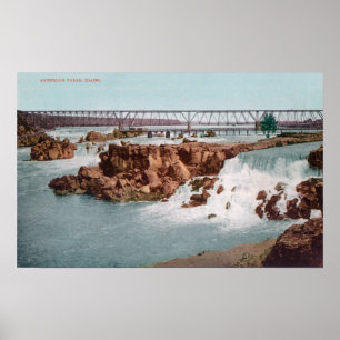 Luftsicht auf Wasserfälle und Brücke Poster