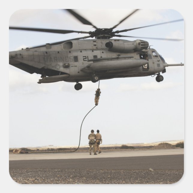 Luftwaffenparareskuemen führen Kampfeinsatz 3 Quadratischer Aufkleber (Vorderseite)