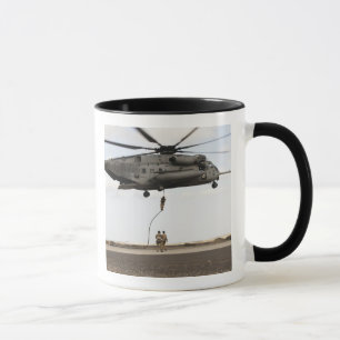 Luftwaffenparareskuemen führen Kampfeinsatz 3 Tasse