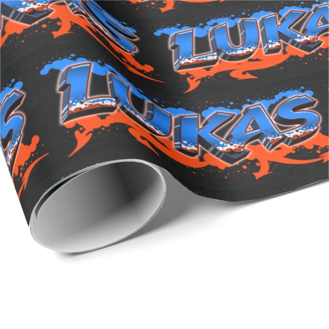 Lukas Vorname Name Graffiti blue orange Geschenkpapier (Rolleneckpunkt)