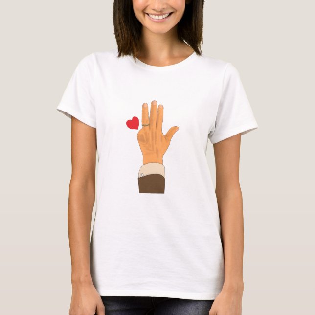 Lula's left hand and a heart T-Shirt (Vorderseite)