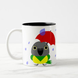 Lulu, der Senegal-Papagei, fest im Regen Zweifarbige Tasse