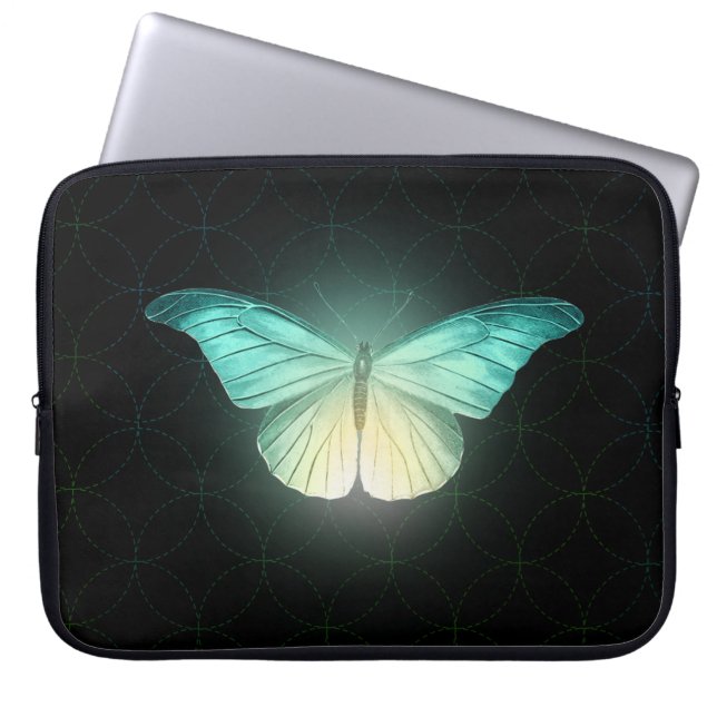 Luna Moth auf schwarz Laptopschutzhülle (Vorderseite)