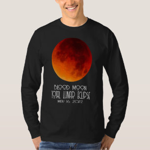 Lunar Eclipse 2022 Blood Moon Sky Watch Squa T-Shirt