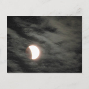 Lunar Eclipse mit Wolken Postkarte
