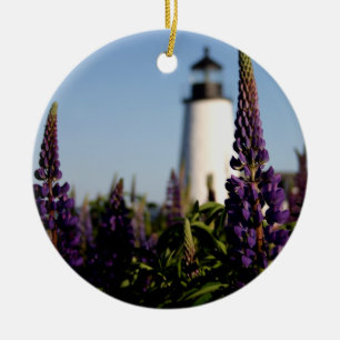 Lupinen bei Pemaquid Point Light Keramik Ornament