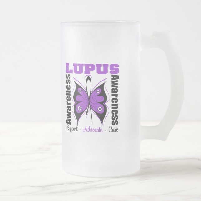 Lupus-Bewusstseins-Schmetterling Mattglas Bierglas (Rechts)
