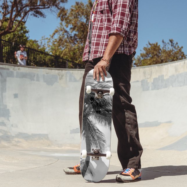 Lush Glam Palm Trees 1 Skateboard (Außenbereich 2)