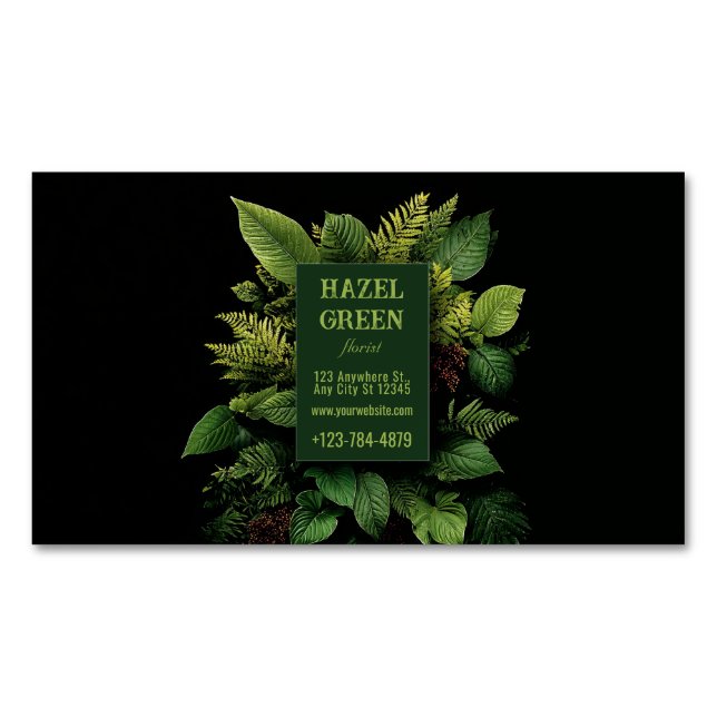 Lush Green Fern Foliage Black Modern Botanical Magnetische Visitenkarte (Vorderseite)