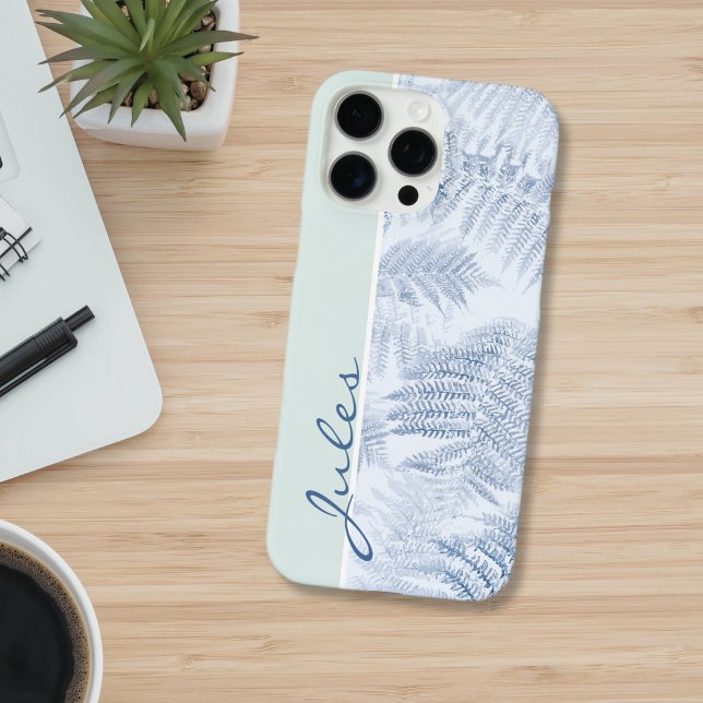 Lush Serene Blue Ferns auf Green Case-Mate iPhone Hülle (Von Creator hochgeladen)