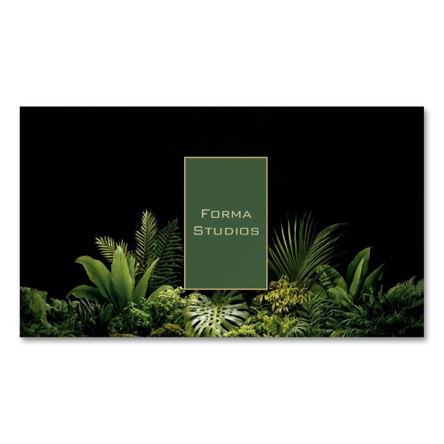 Lush Tropical Greenery Black Gold Frame Botanical Magnetische Visitenkarte (Vorderseite)