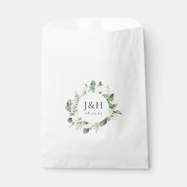 Lush White Blume and Greenery Wedding Monogram Geschenktütchen (Vorderseite)