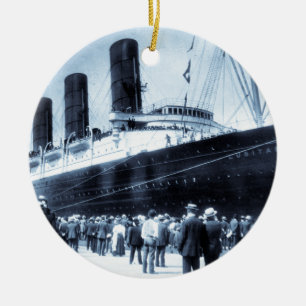 Lusitania im Hafen von New York City Blauton Keramik Ornament