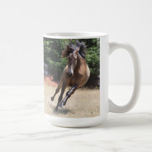 Lusitano Pferd an der Freiheit Tasse