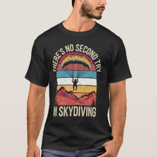 Lustig, beim Fallschirmspringen gibt es keinen zwe T-Shirt