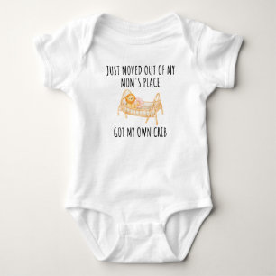 Lustig Erst kürzlich aus der Wohnung der Mutter au Baby Strampler